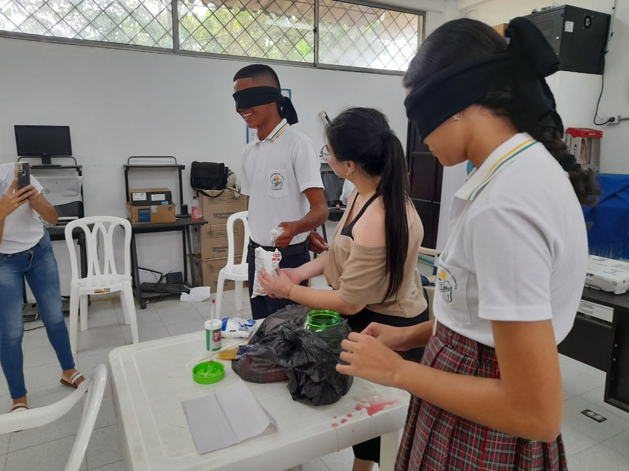 2aa52003-154a-4d5c-834e-fb2f0462311d